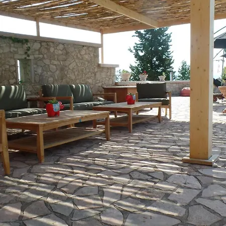 Kolonialvilla Am Alten Olivenhain Mit Swimmingpool Holiday home *